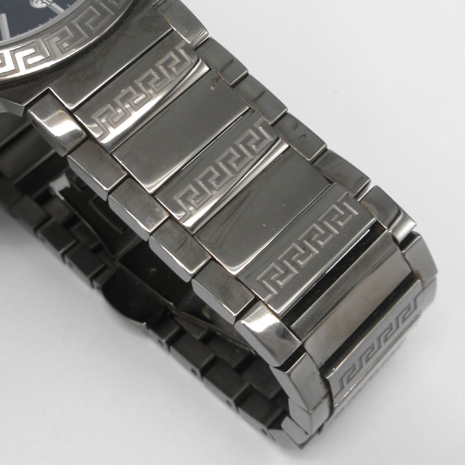 ヴェルサーチ VERSACE ランドマーク ZLQ メデューサ 黒文字盤 メンズ