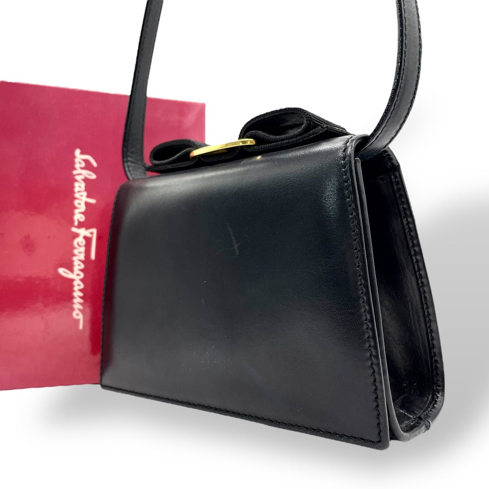 美品 Salvatore Ferragamo フェラガモ ショルダーバッグ ミニバッグ