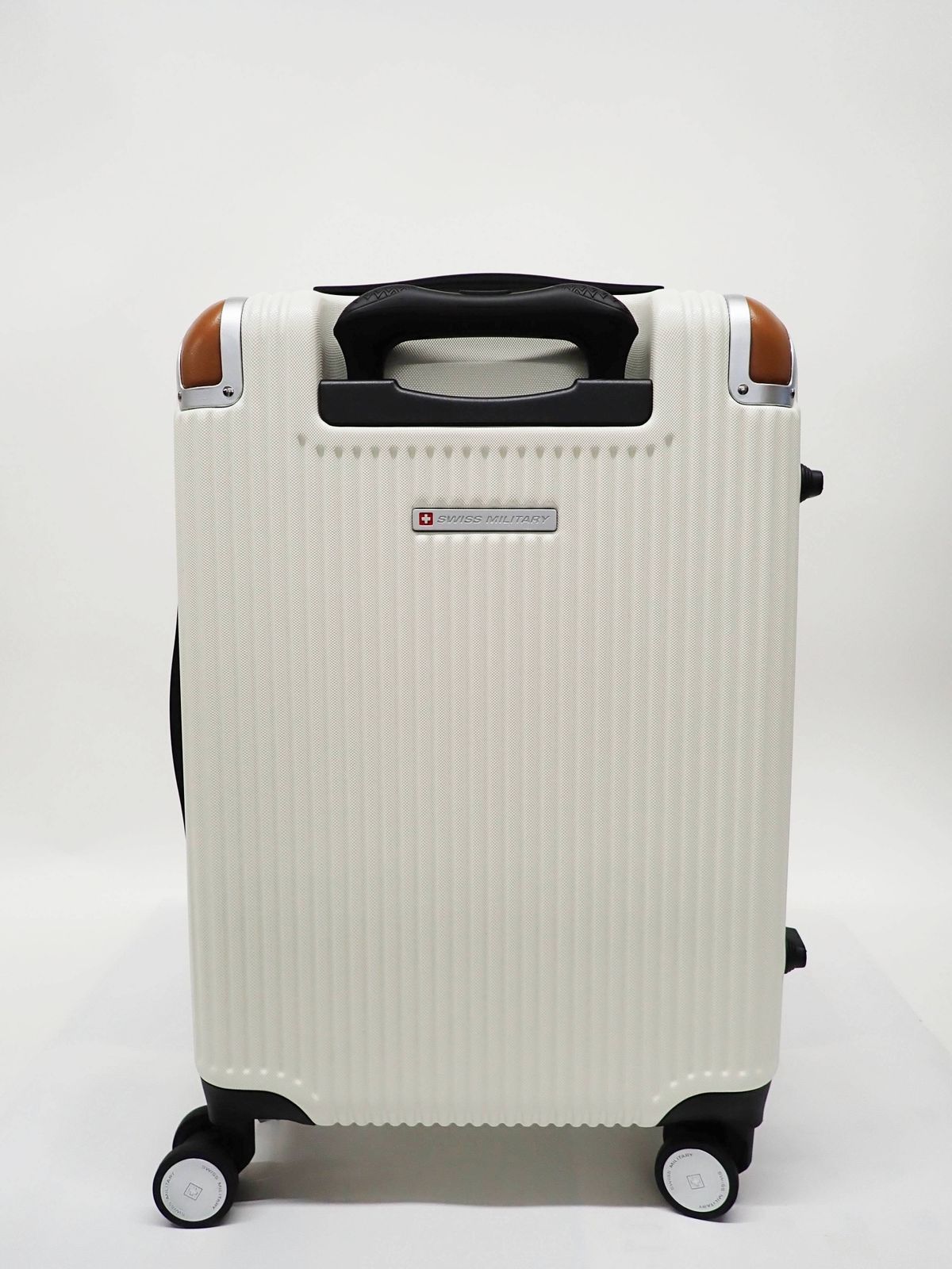 展示品 スイスミリタリー 20インチ スーツケース ホワイト 機内持ち込みサイズ スイスミリタリー スーツケース 38.5L 20インチ SM-C920 機内