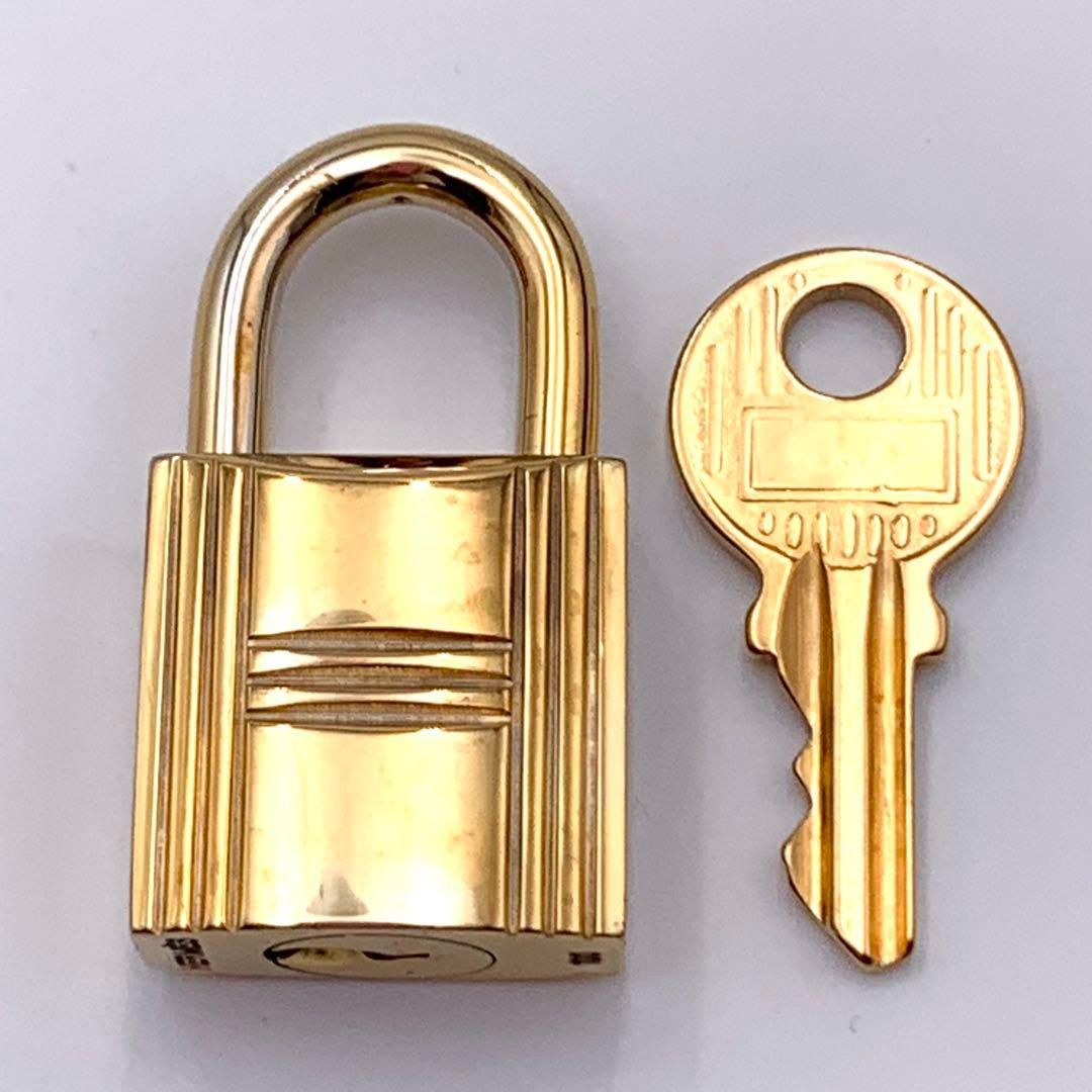 HERMES エルメス カデナ 24Kメッキ No.100 100番 鍵付き - メルカリ