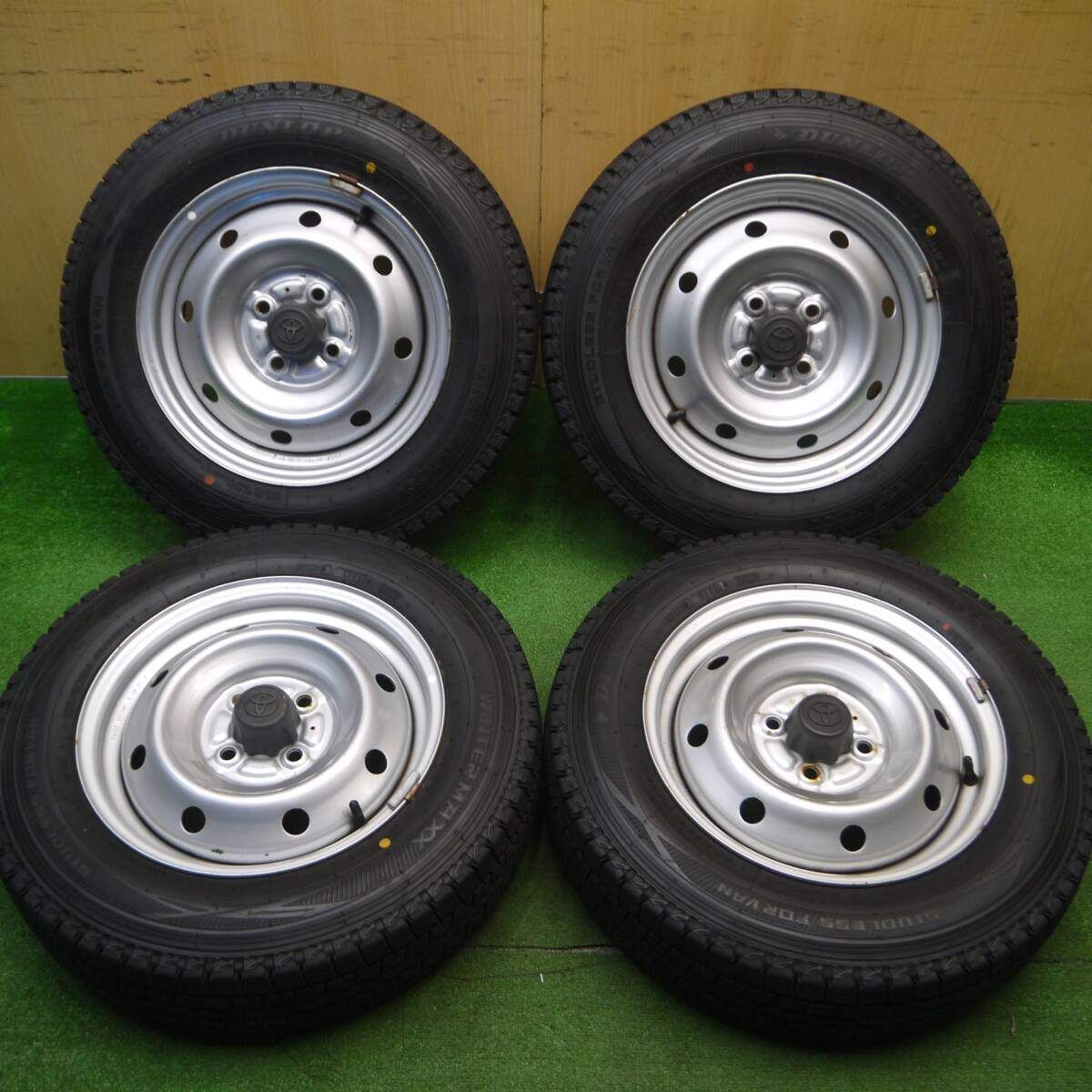 超バリ溝 22年 キレイ ほぼ10分 トヨタ サクシード プロボックス 等 純正 スチール 155 80R14 88 86N スタッドレス ダンロップ ウインターマックス SV01 PCD100 4H 5010702Hス