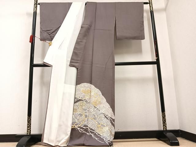 平和屋着物●豪華色留袖 友禅 作家物 駒刺繍 松文 金彩 正絹 ♥ AABB3680ph