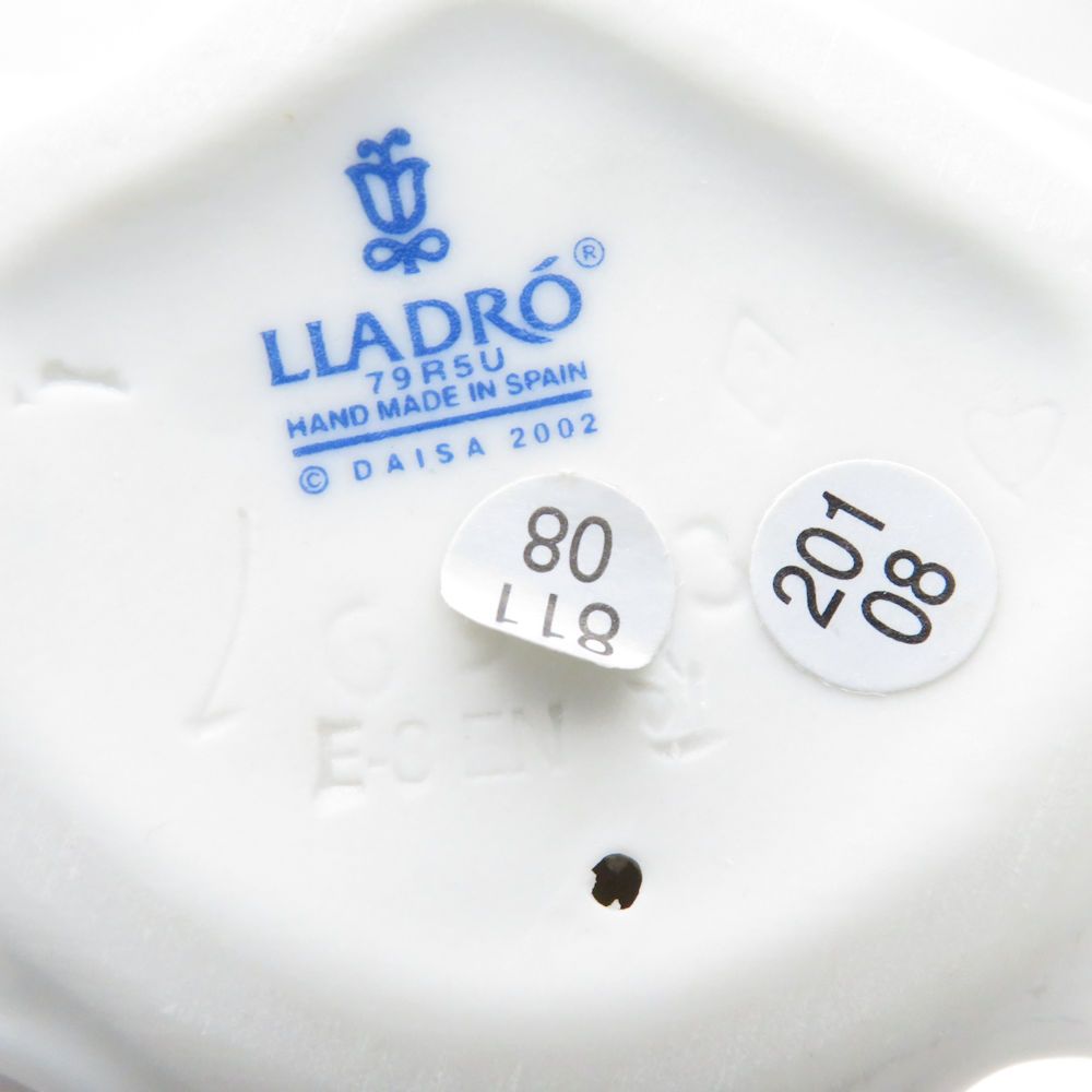 美品 LLADRO リヤドロ 6973 我が家のプリンセス フィギュリン 女の子 置物 陶器人形 オブジェ インテリア SU11438S3 リヤドロ 花の香りにつつまれて フィギュア 人形 女性 LLADRO