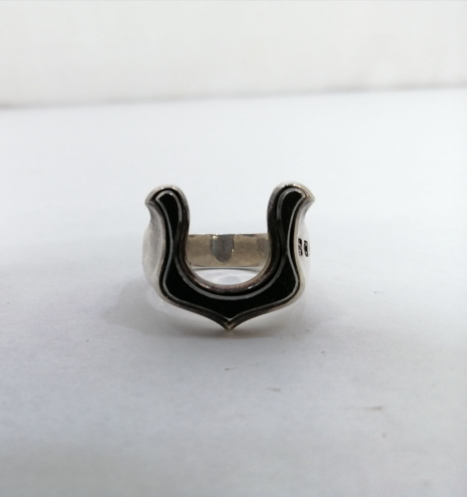 ヴェルヴェットラウンジ　Velvet Lounge ホースシューリング 要見積もり】ヴェルヴェットラウンジ Horseshoe ホースシュー