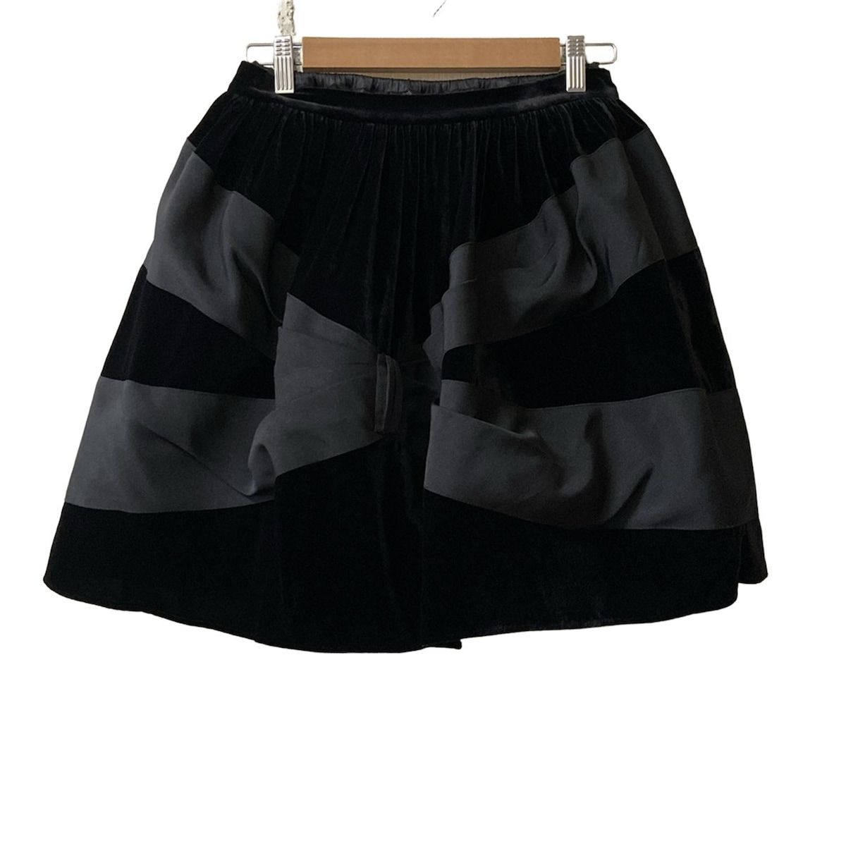 RED VALENTINO レッドバレンチノ スカート サイズ40 M レディース - 黒×ダークグレー ひざ丈|ドット柄レーススカート付き|リボン