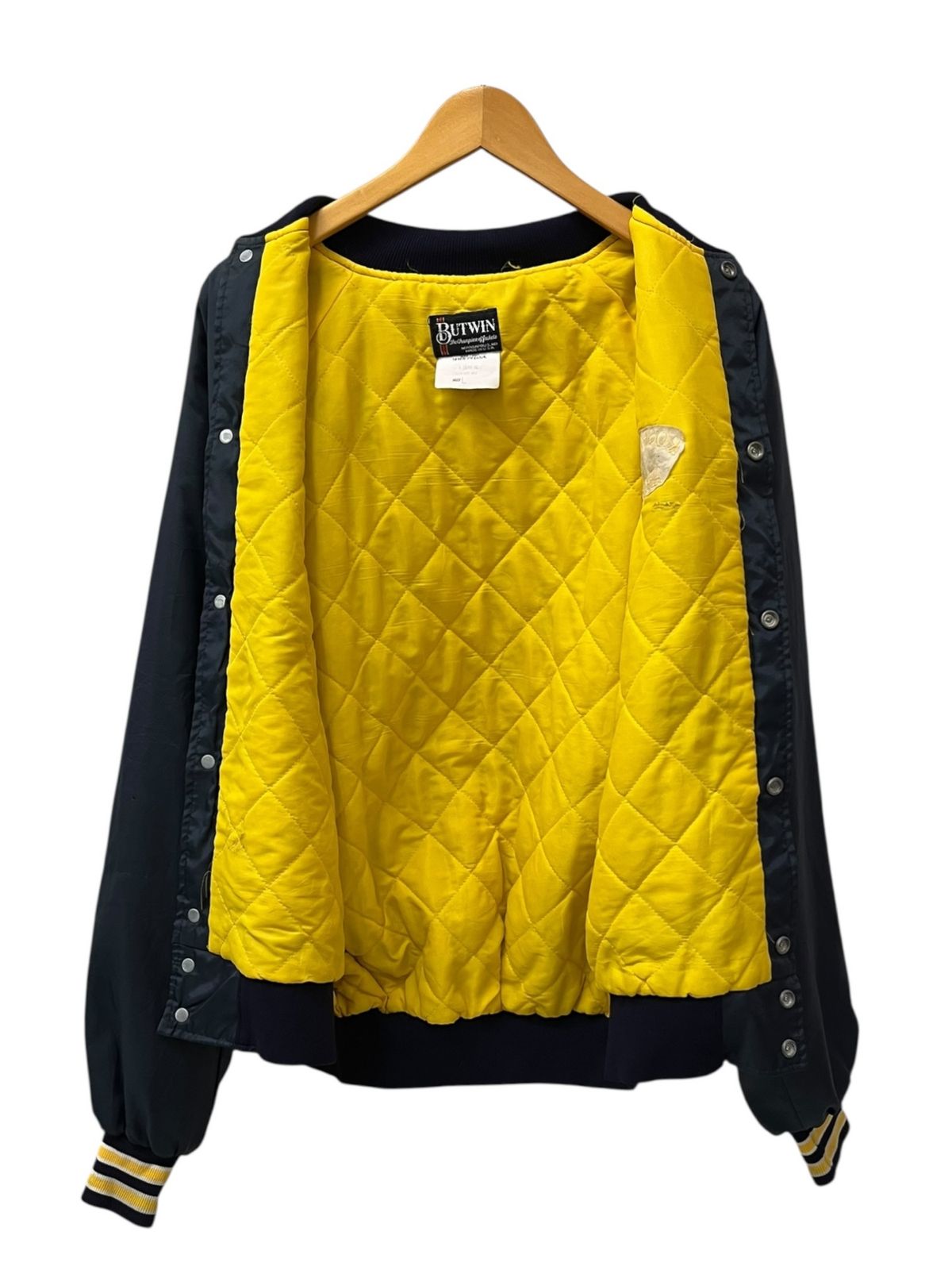 BUTWIN (バトウィン) USA製 80s 古着 ナイロンスタジャン 中綿