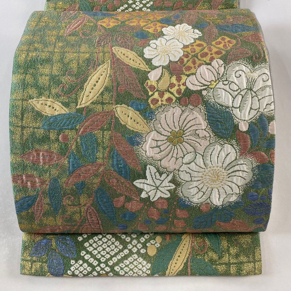 袋帯 美品 秀品 草花 菱 箔 金糸 薄緑 六通 正絹 【中古