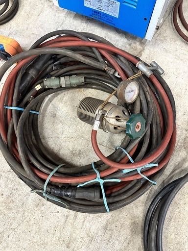 ダイヘン CPVPー350 溶接機 送料込み！！