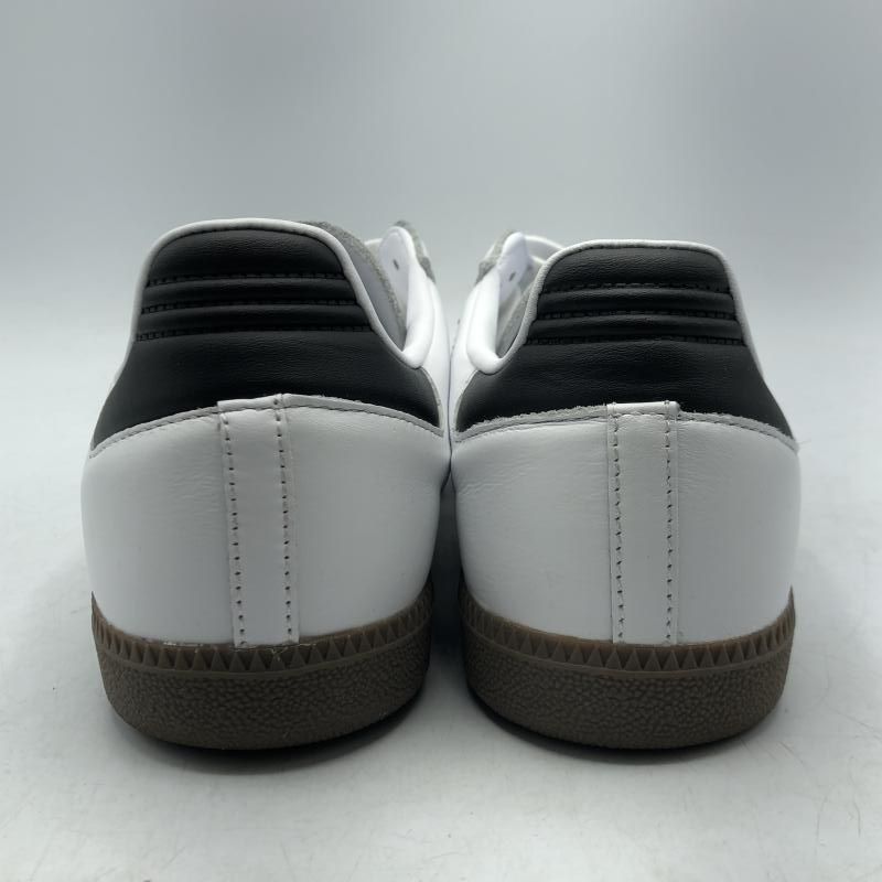 ブラック アディダス