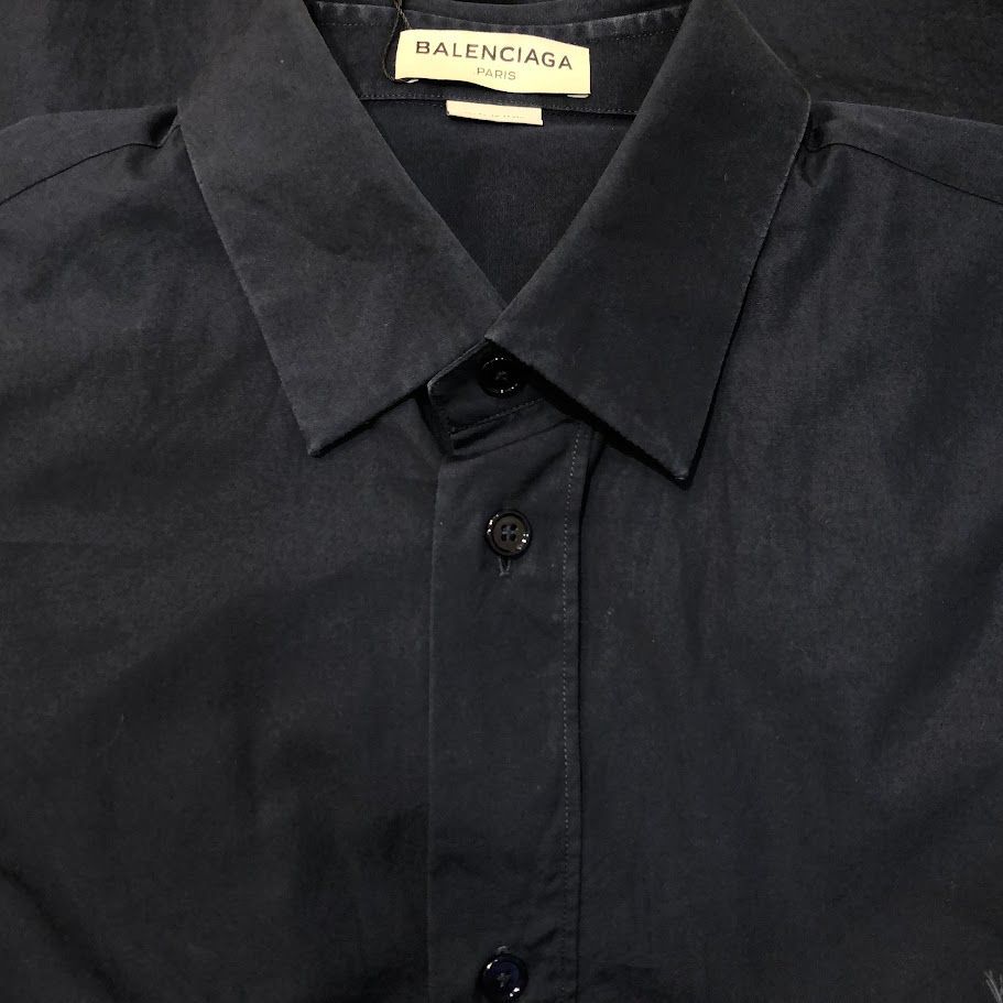 Balenciaga メンズシャツ　ブラック BALENCIAGA | 無地シャツ ブラック メンズ | YOOX