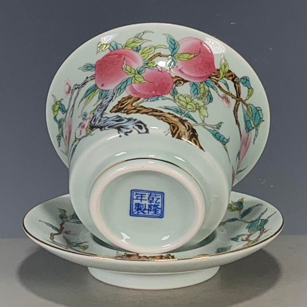 中国 粉彩蒔絵 金寿桃 三才蓋碗 コップアンティーク磁器セット