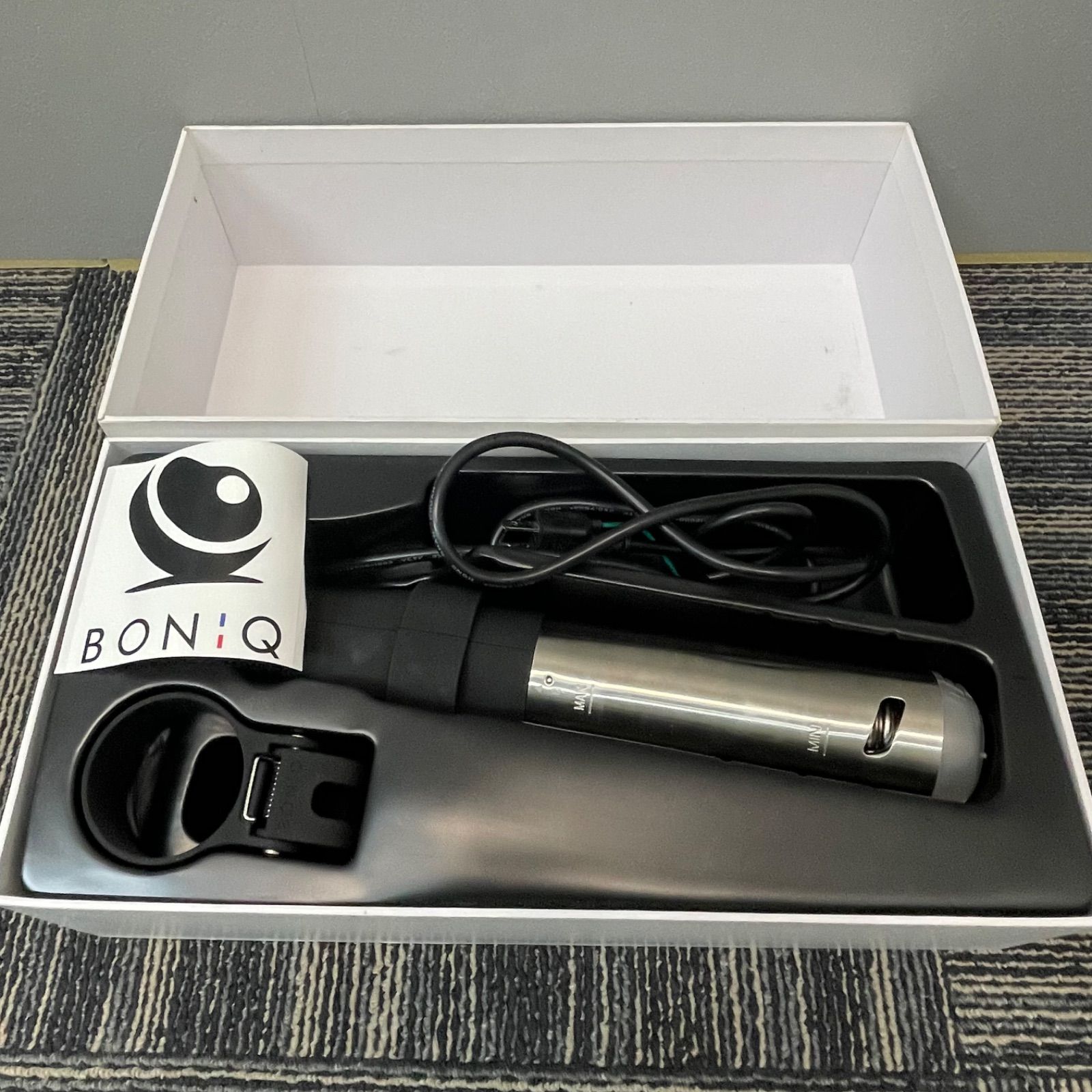 BONIQ BNQ-01 マットブラック オフィシャルの容器付き 新品未使用