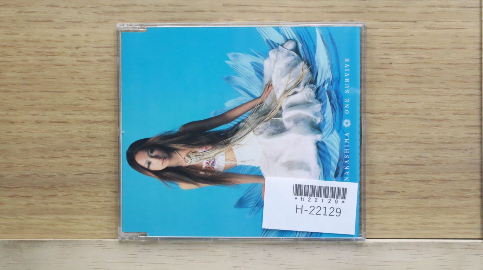 国内盤CD☆中島美嘉/Mika Nakashima□ ONE SURVIVE 【AICL1370