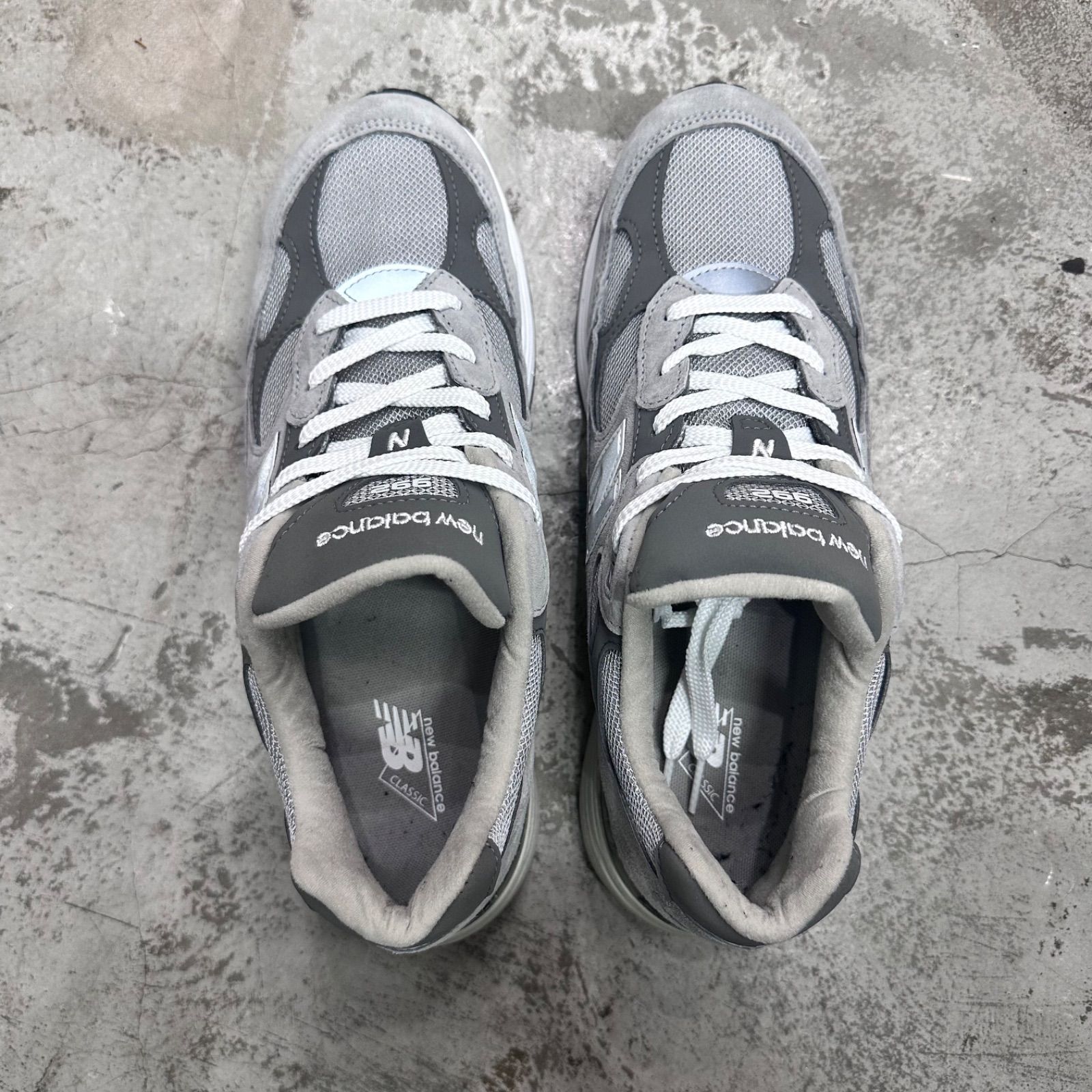 国内正規 New Balance 992 Gray 2025年製 スエード スニーカー