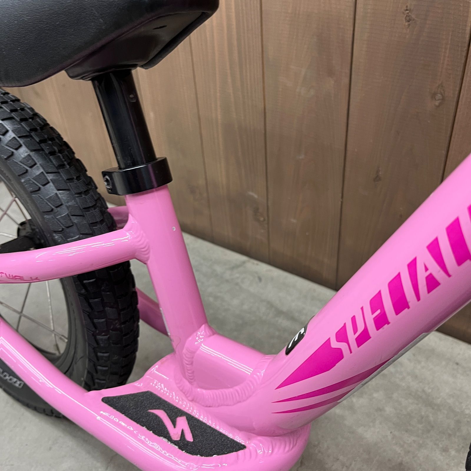 スペシャライズド キックバイク HOTWALK 子供用自転車 キッズ