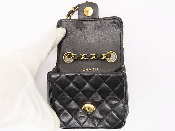 ブラック ゴールド金具