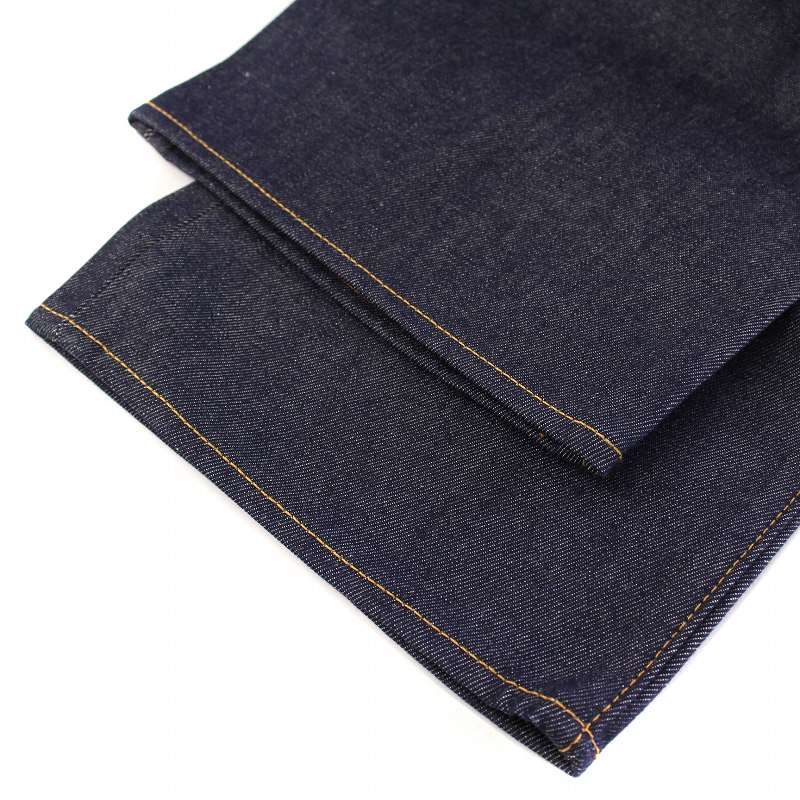 Levis