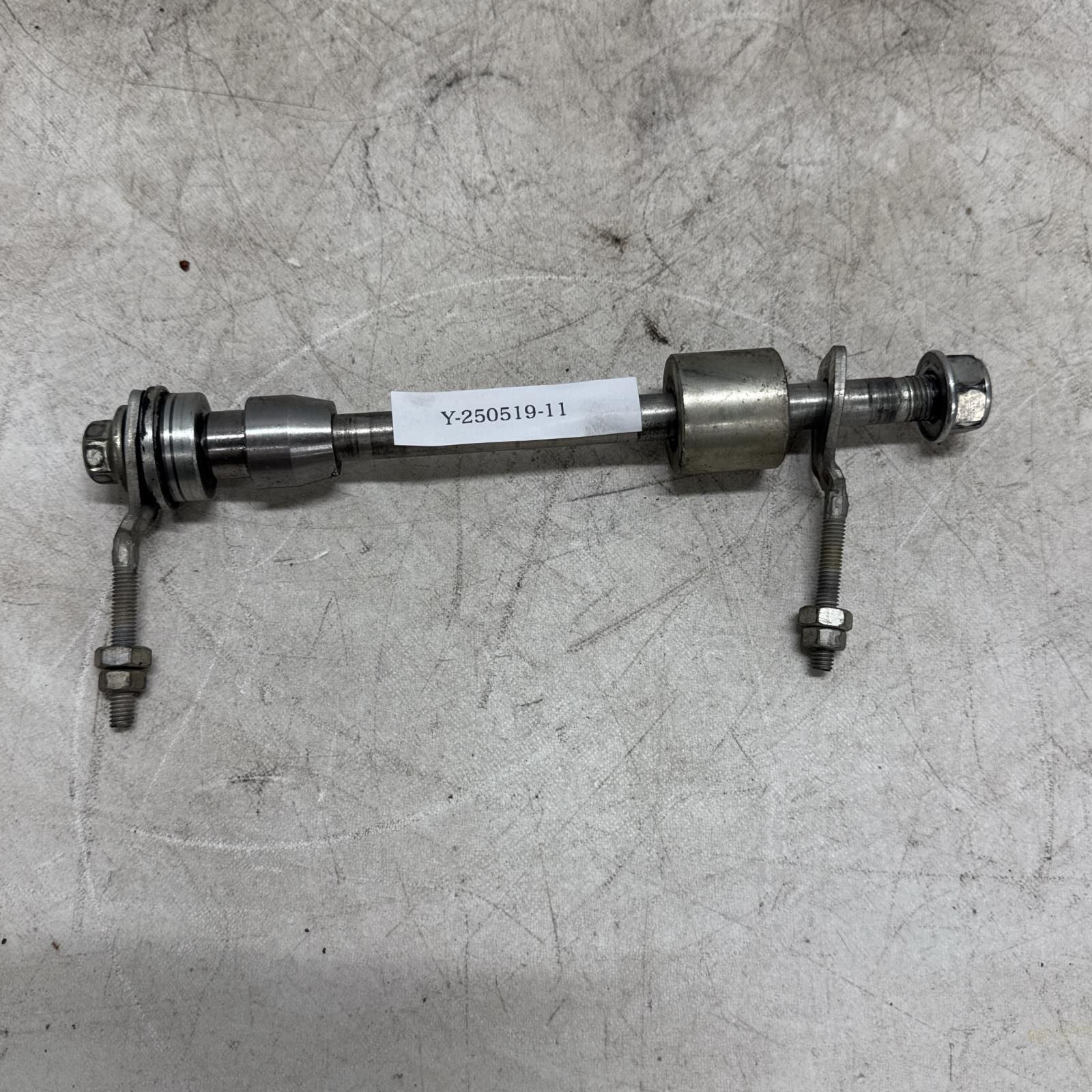 HONDA スーパーカブ 50 PRO リアアクスルシャフト ホンダ