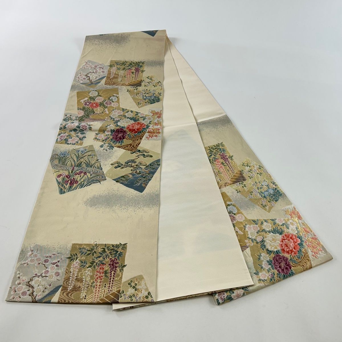 袋帯 秀品 四季花色紙文 金糸 箔 ベージュ 六通 正絹 【中古
