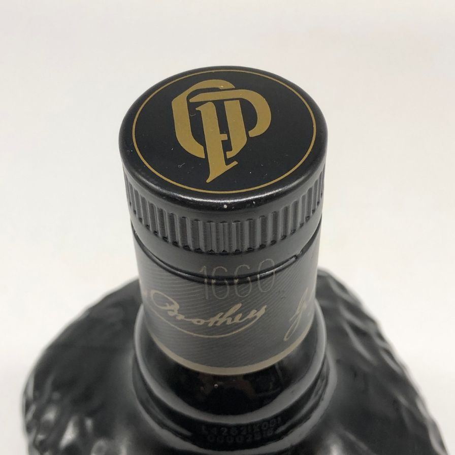 グランド オールドパー 18年 750ml 40％ Amazon.co.jp: [玉付き] オールドパー 18年 40度 750ml [並行