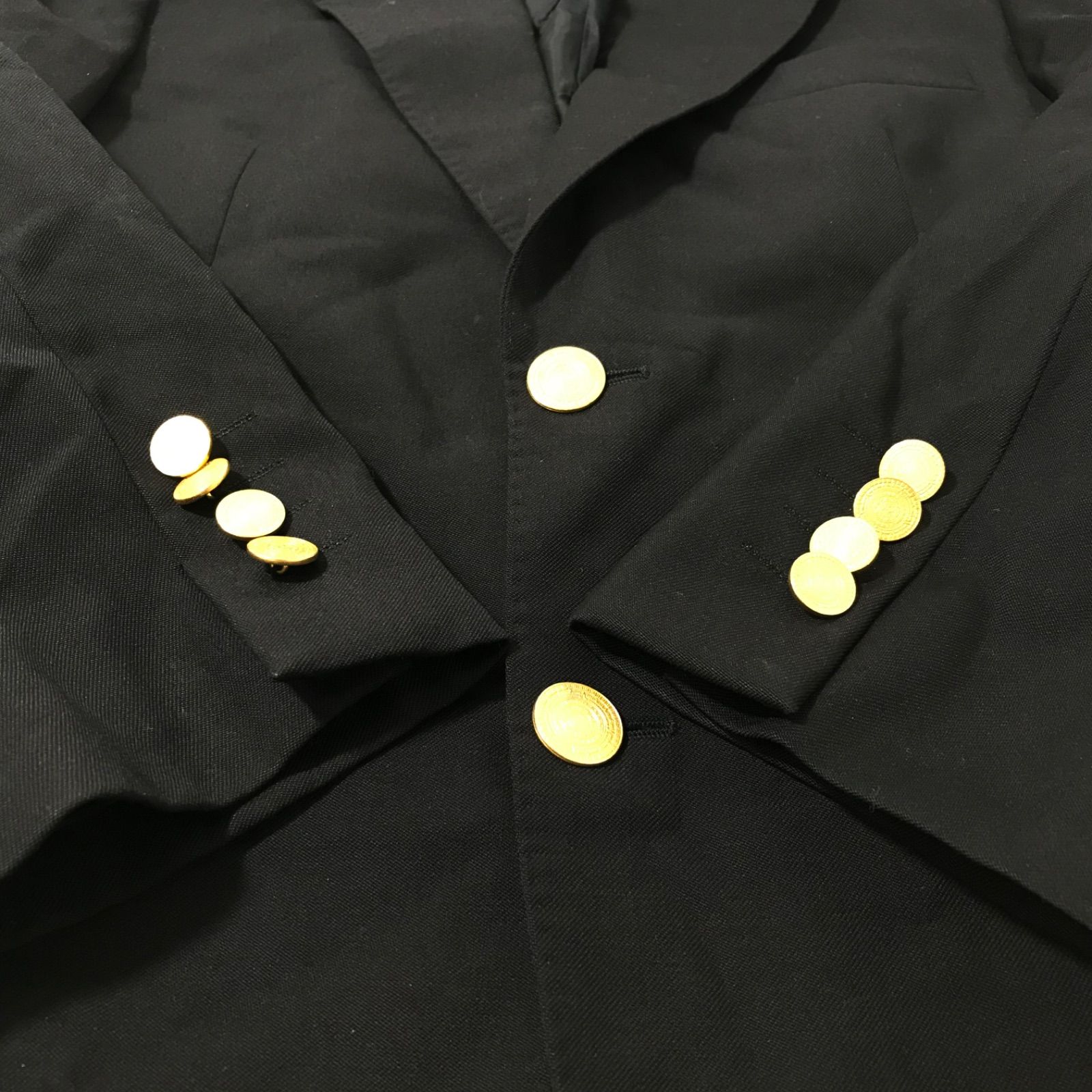 M0901-10-F Aquascutum アクアスキュータム 紺ブレ ブレザー 金