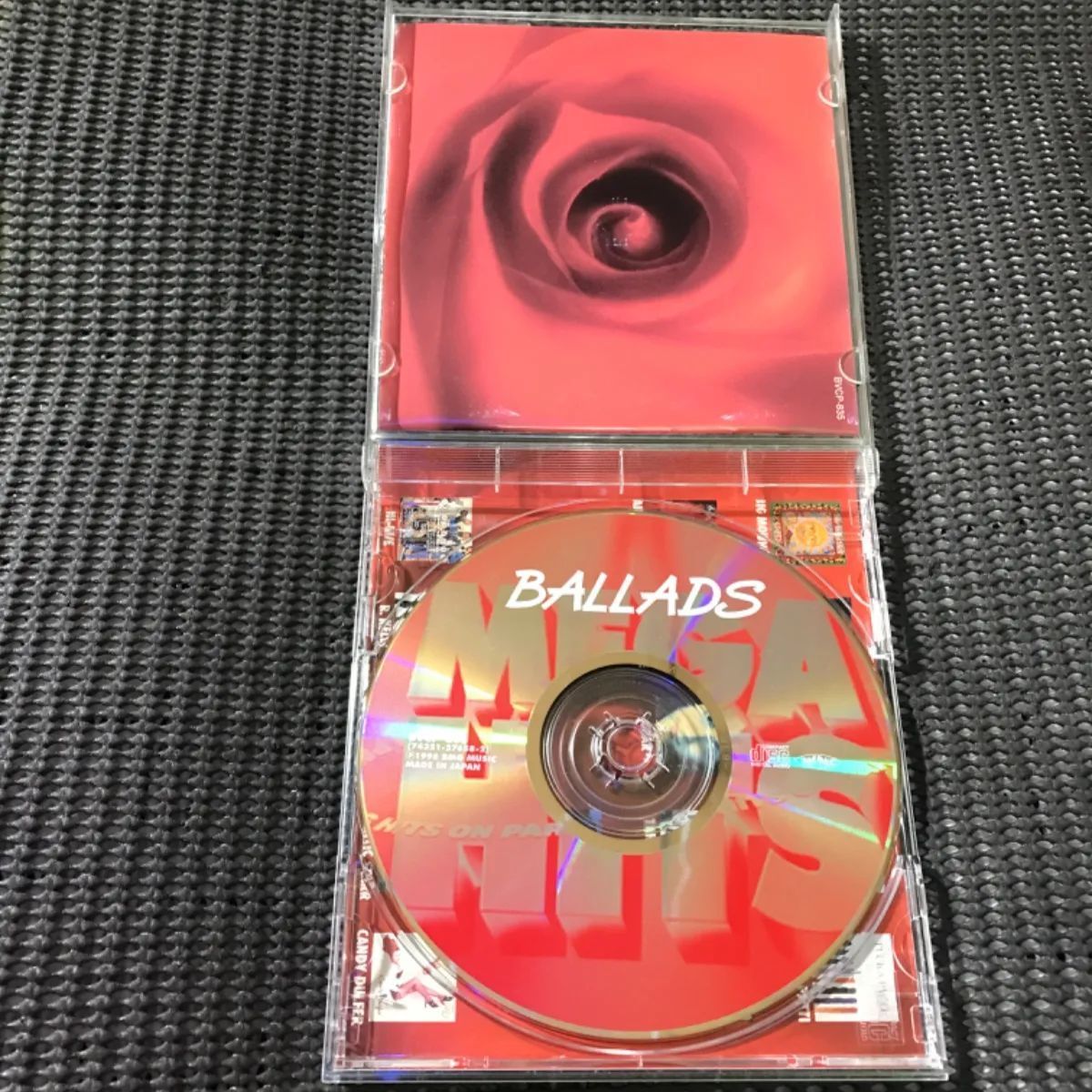 Mega Hits -Ballads?1990年代メガヒットバラード - メルカリ