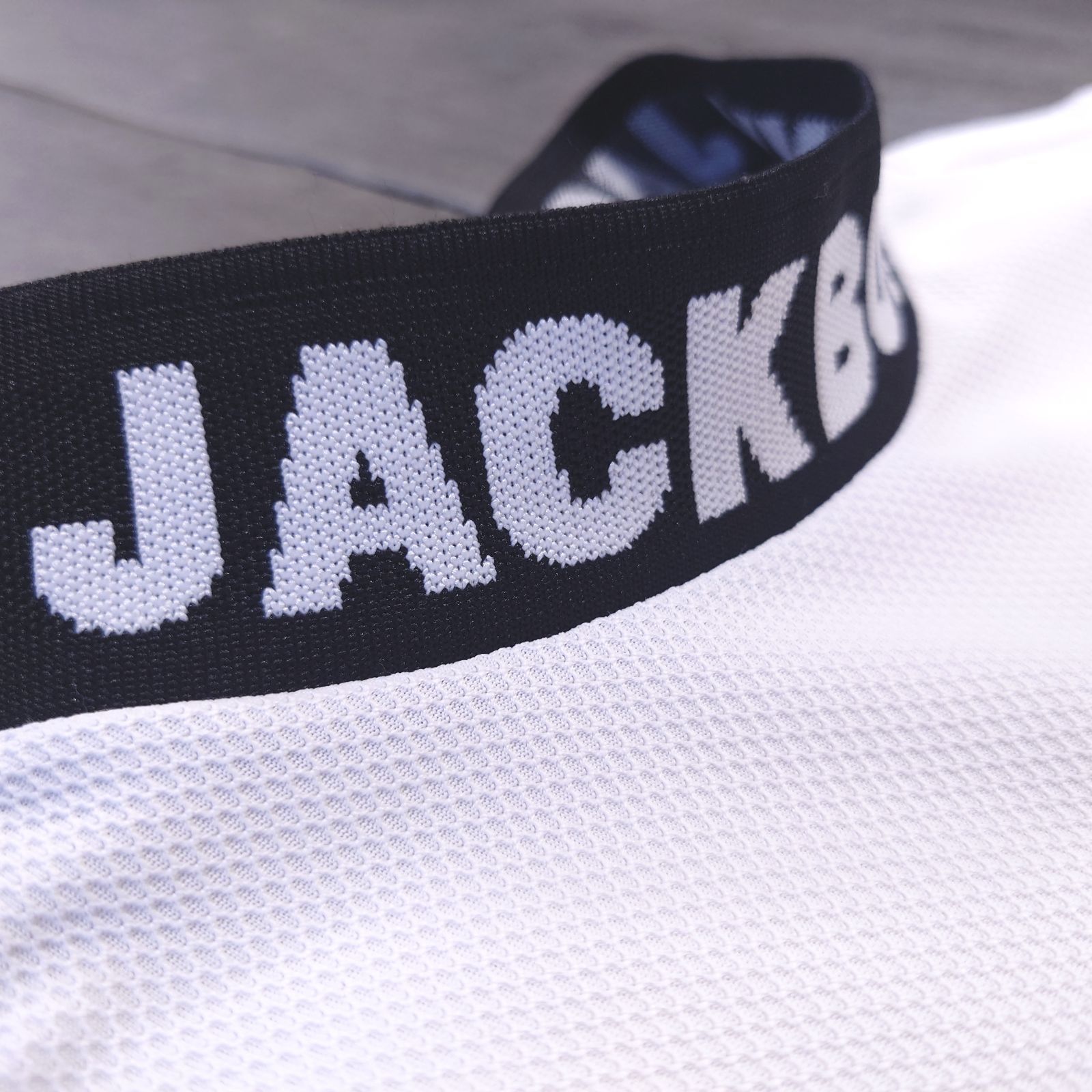 極美品 JACK BUNNY モックシャツ ネックロゴ ロゴテープ 2024