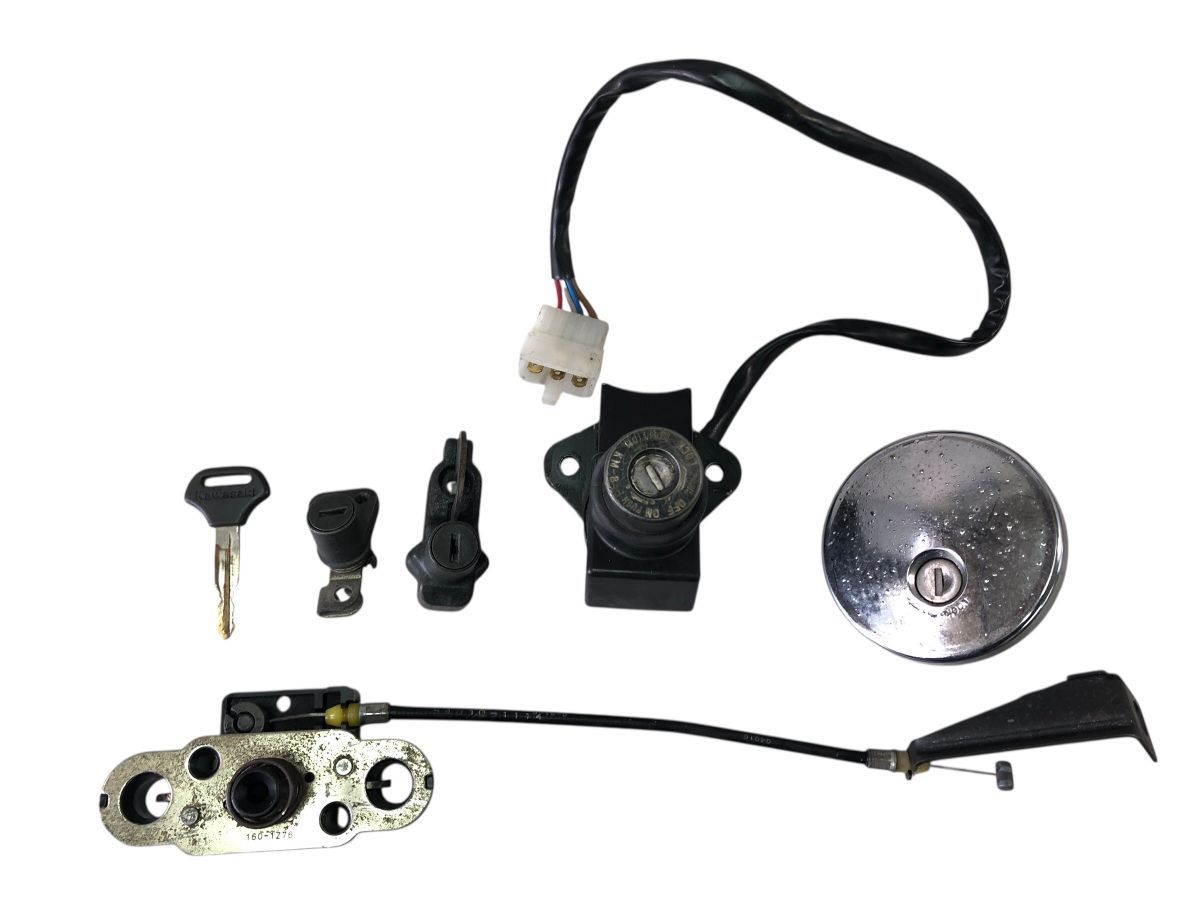 Kawasaki W650 EJ650A キーセット イグニッションキー 共通キー1本 作動OK 組み換え ＯＨベースにも 2763-M6102