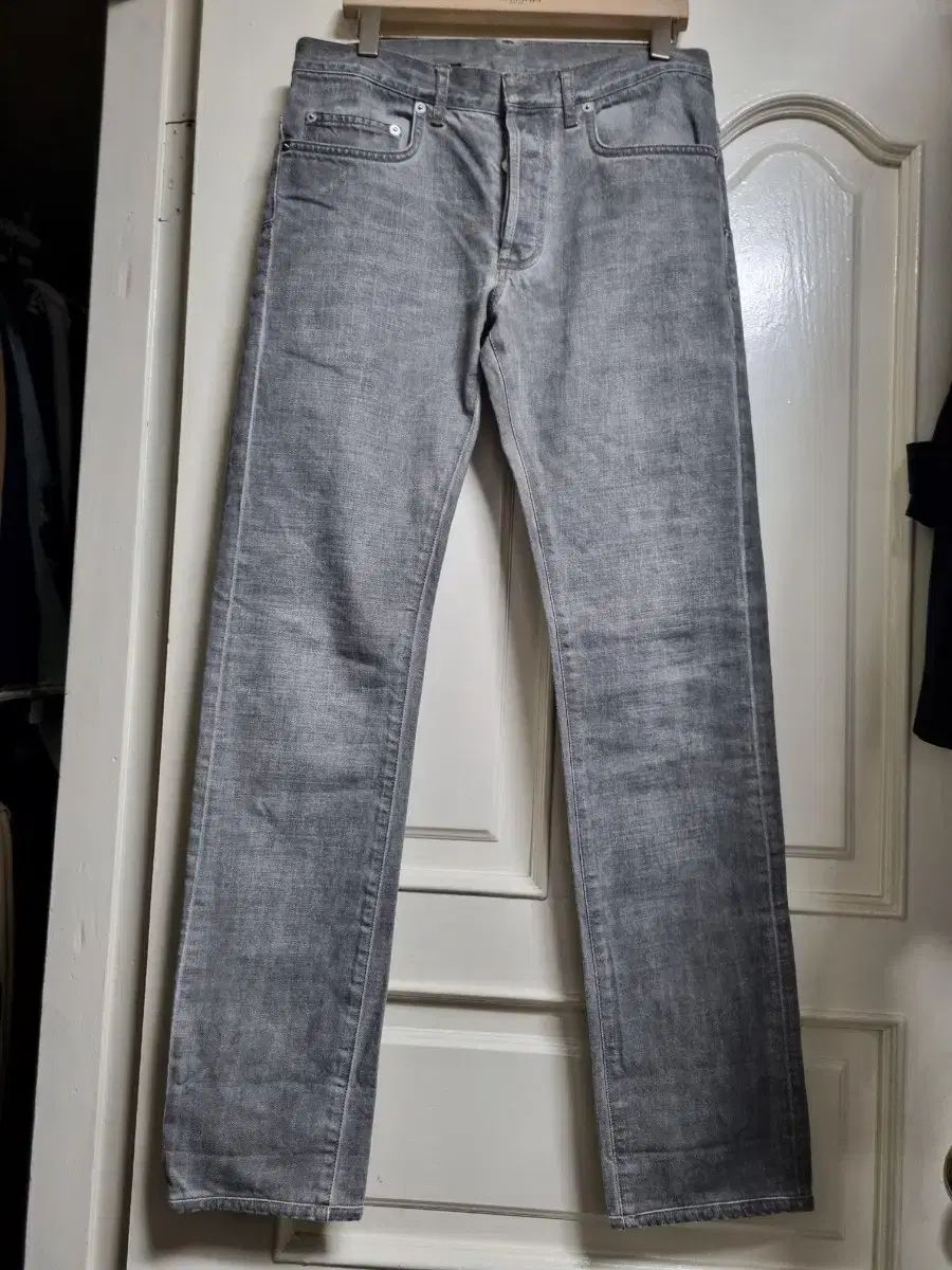 Dior Homme ディオールオム パンツを売っています
