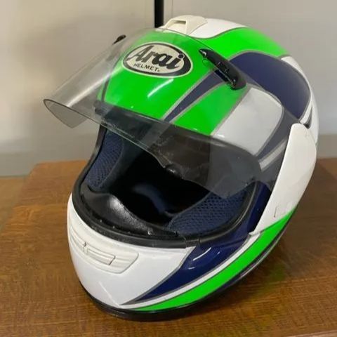 特別価格】Arai ヘルメット サイズ 61-62 - メルカリ