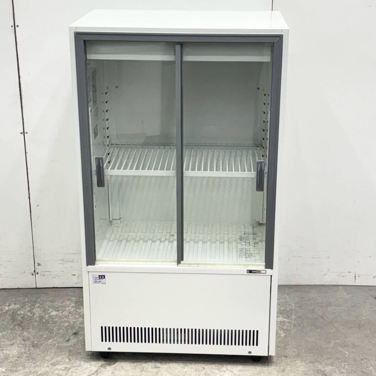 サンデン 冷蔵ショーケース VRS-68XE 137L W633×D435×H1123 単相100V スライド扉 ドリンクショーケース 厨房