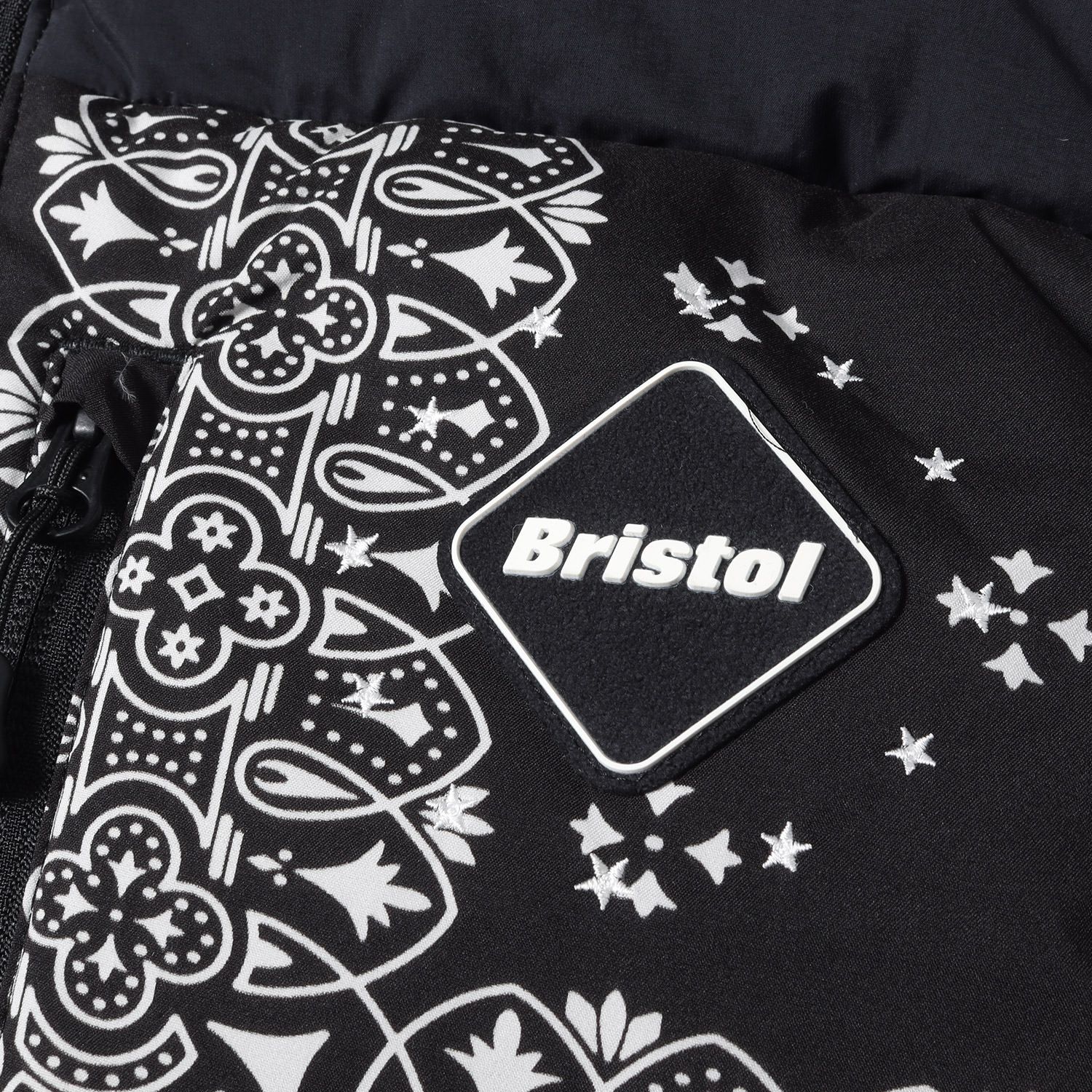 美品 F.C.Real Bristol エフシーレアルブリストル ダウン ベスト 