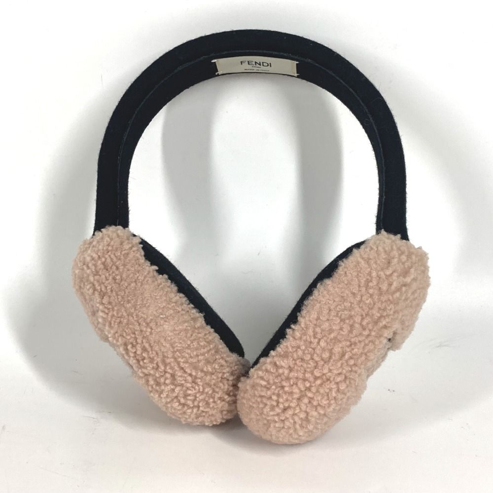 FENDI フェンディ イヤーマフ ロゴ ファー - メルカリ
