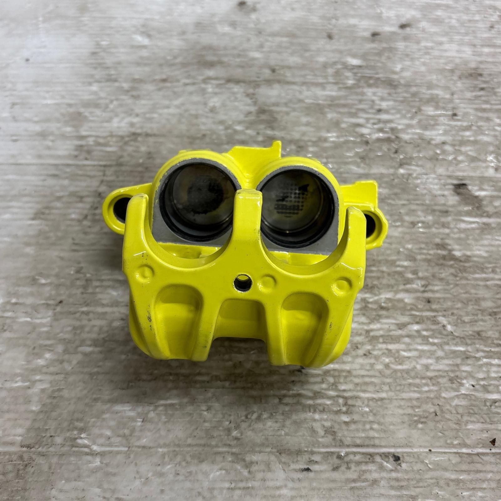 HONDA CBX400F フロントキャリパー ホンダ