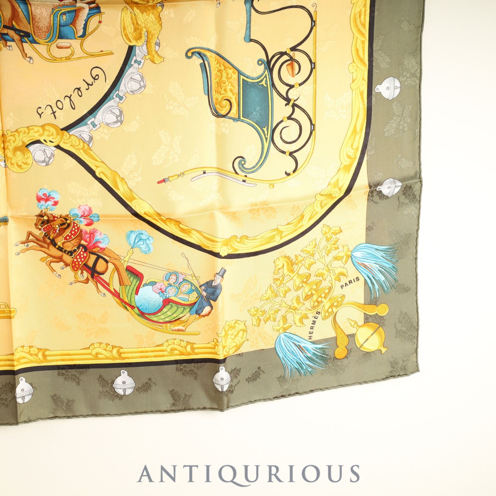 エルメス スカーフ カレ90 羽飾りと鈴 ケース SILK100% - メルカリ