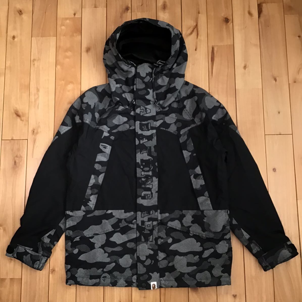 リフレクター BAPE camo スノボジャケット ベイプ ape エイプ 迷彩 