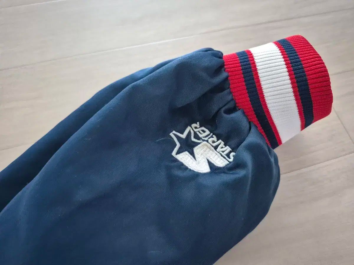 スターター マジェスティック クリーブランド 野球 アウター XL WWW_NOITHATQUANGTHANH_NET