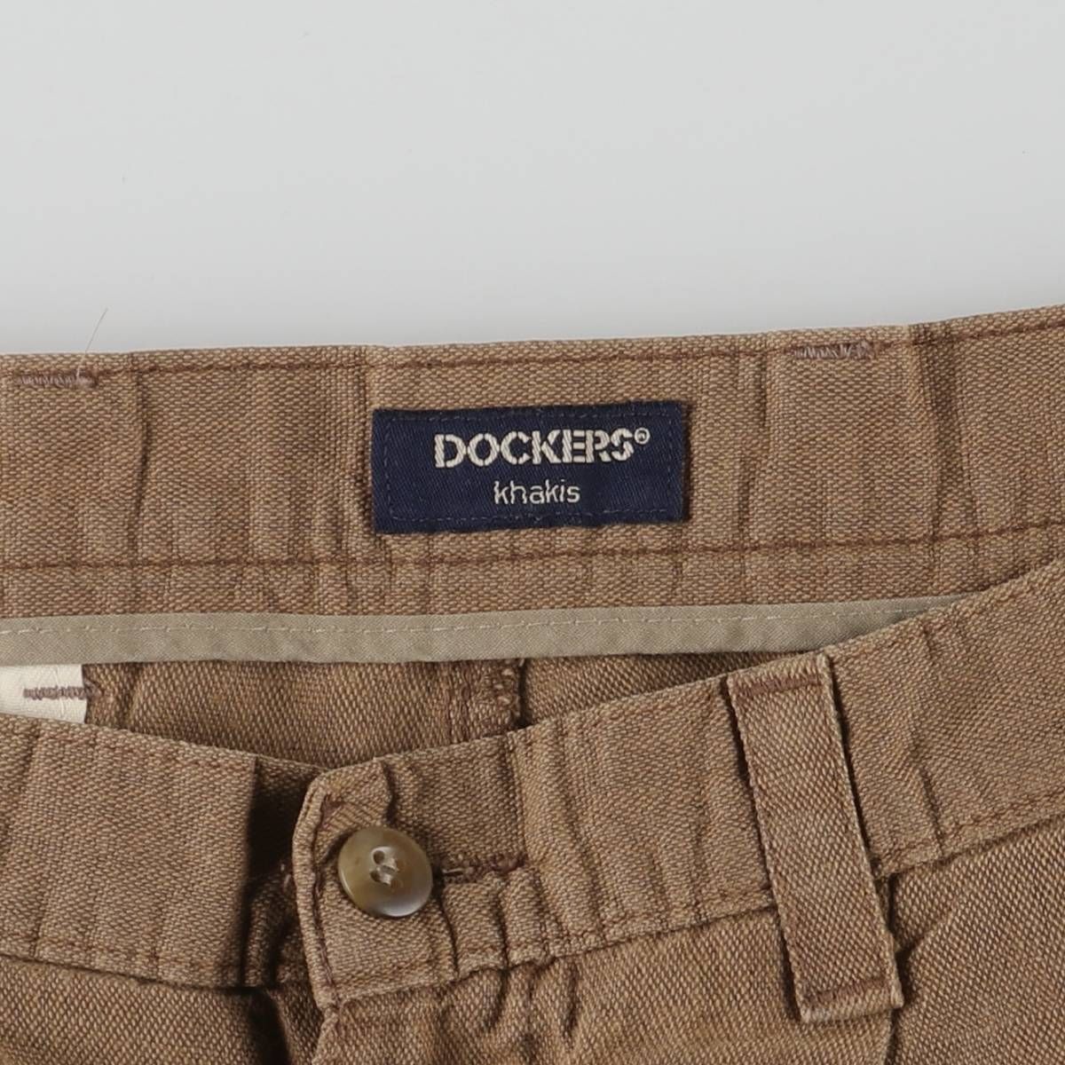 DOCKERS