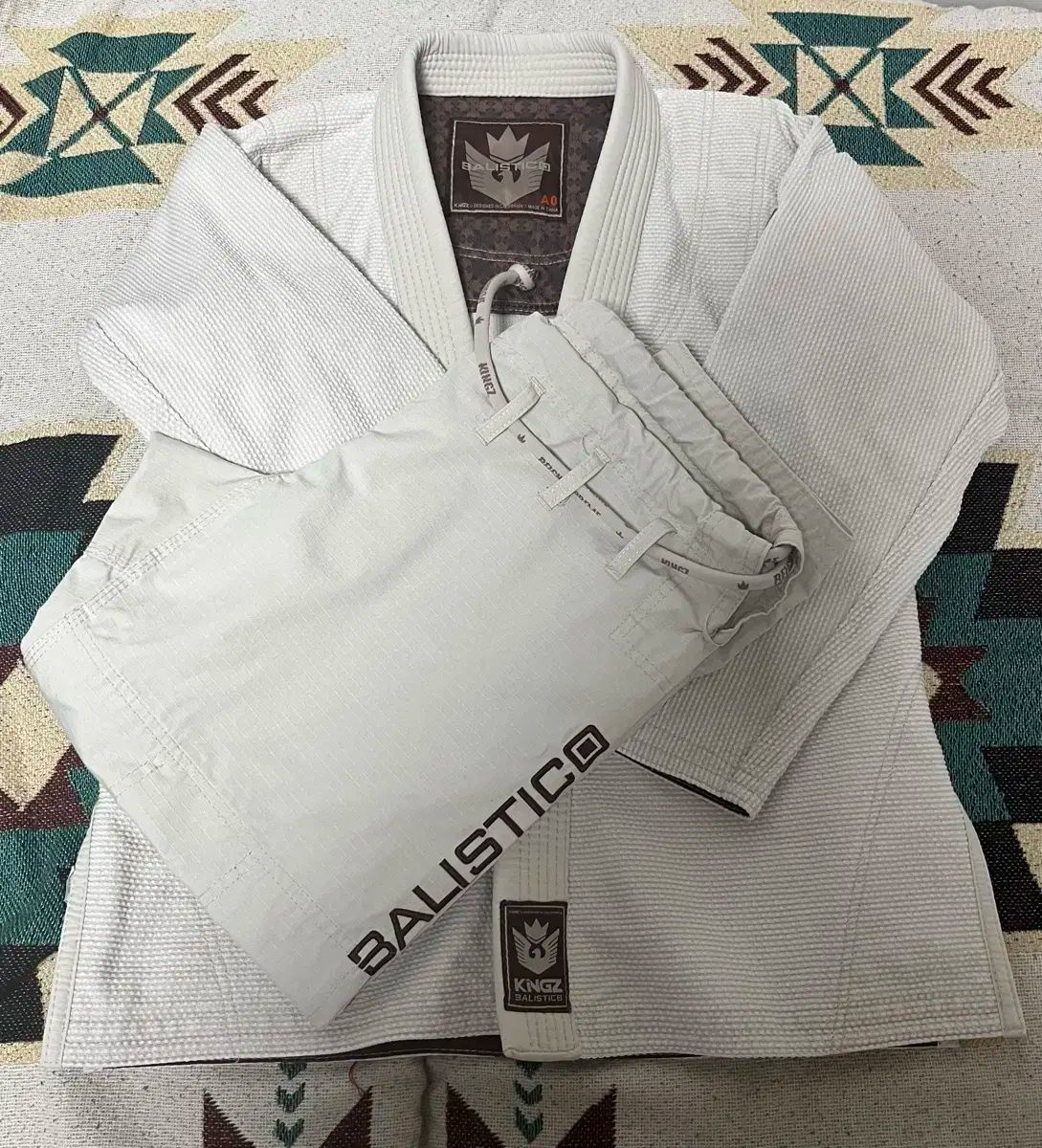 キングズ バリー リス ティシャツ 3 0 デザート 白 A0 ほぼ