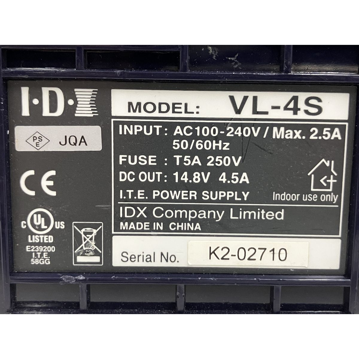 IDX VL-4S 4連 チャージャー バッテリー 4個付き 業務用 アイ IDX VL-4S 4連 チャージャー バッテリー 4個付き 業務用 アイ