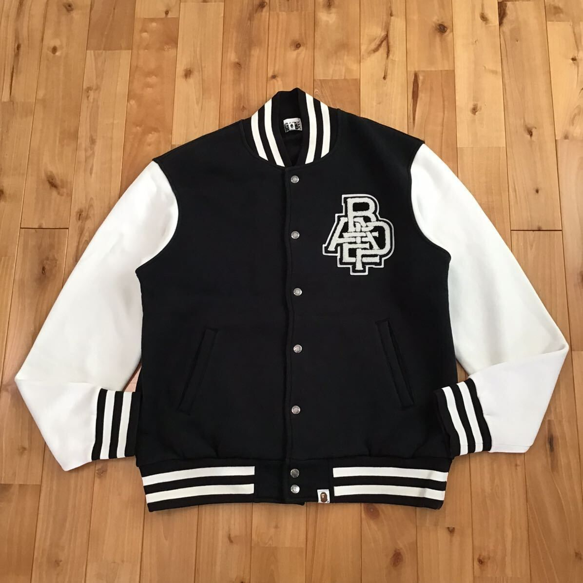 BAPE LOGO スウェット スタジャン Lサイズ a bathing ape sweat varsity jacket エイプ ベイプ  アベイシングエイプ vintage NIGO - メルカリ