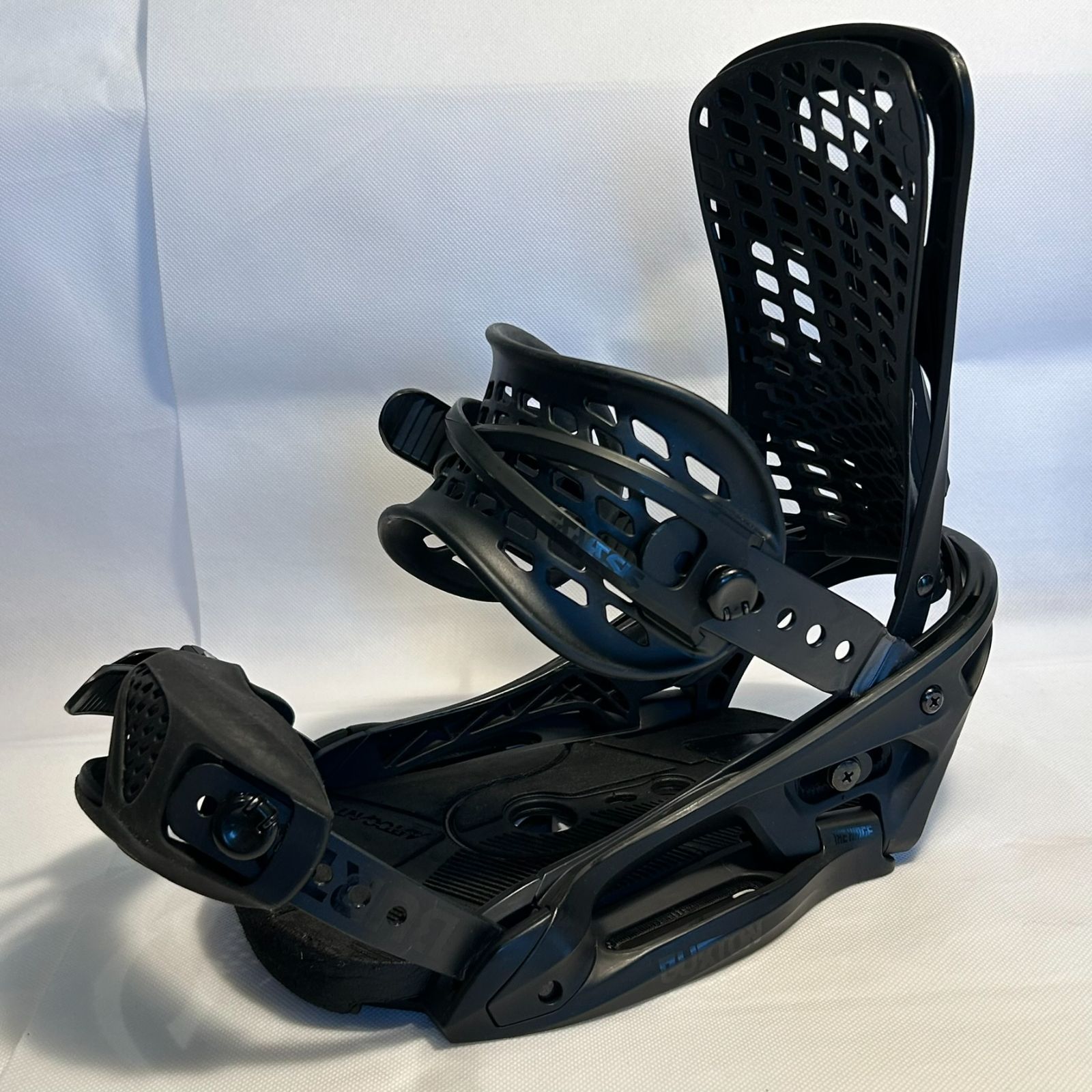 BURTON 16-17 genesis EST サイズM ブラック（中古品） - メルカリ