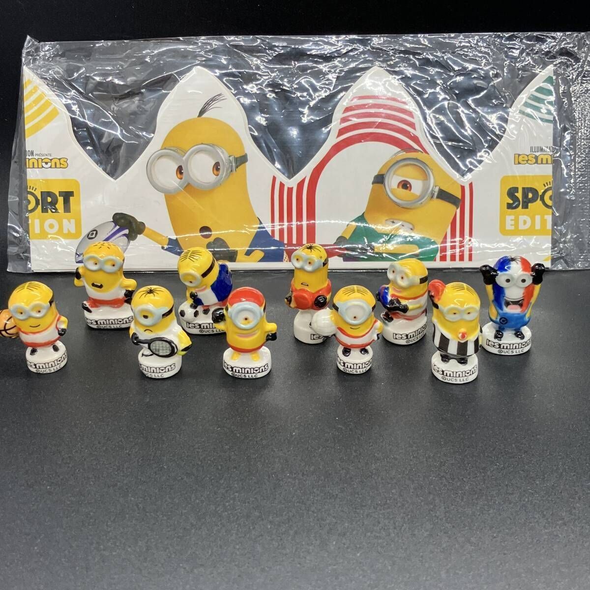 フェーブ　ミニオンズ　ナンバー10個コンプ　フランス直輸入陶器 フェーヴ FEVES 『 ミニオンズ スポーツ エディション