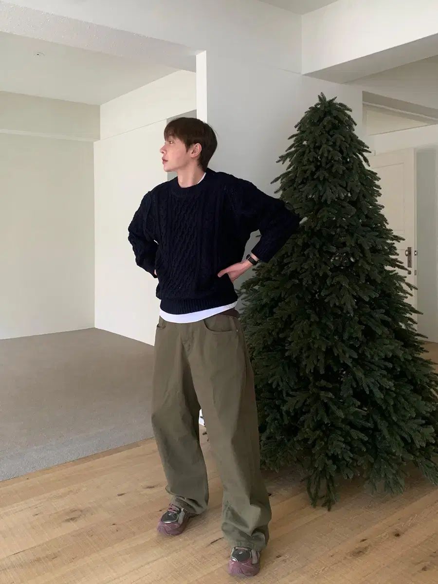 ルイヴィトン　パンツ　スラックス　チノパン　STAPLE EDITION 44 ルイヴィトン パンツ スラックス チノパン STAPLE EDITION 44