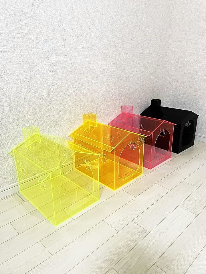 ピンク