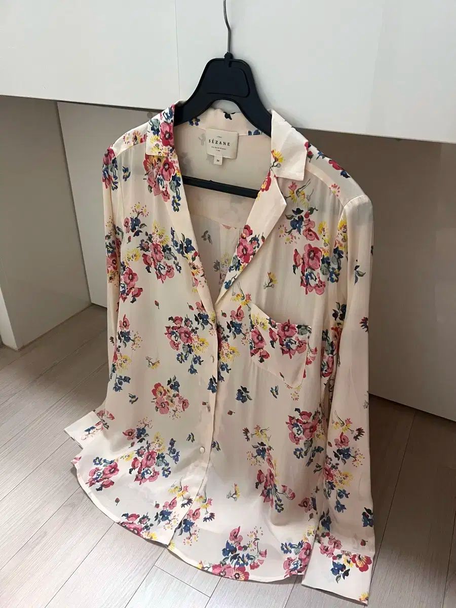 セザンヌ SEZANE シルク 100 % フラワー シャツ フローラル ブラウス