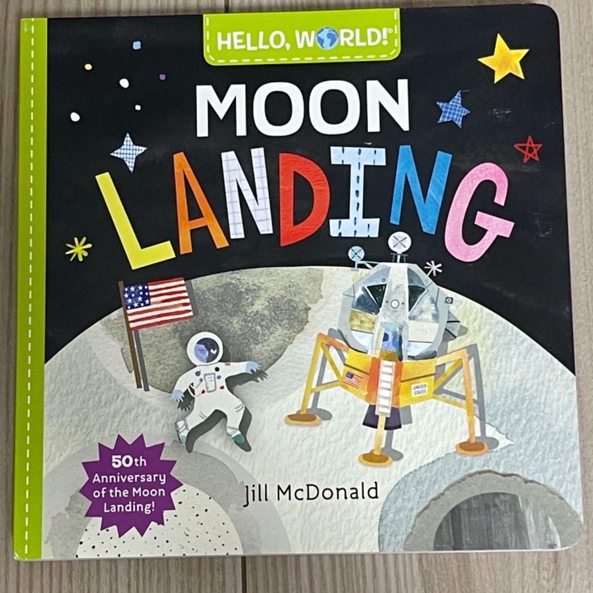 新品英語絵本 Hello, World! Moon landing - メルカリ