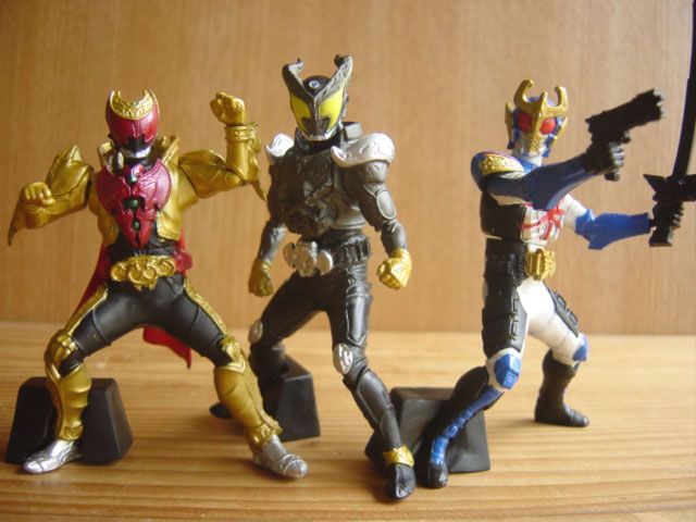♯Ehe21DC仮面ライダーキバアクションポーズ全6種 ♯Ehe21DC仮面ライダーキバアクションポーズ全6種 - メルカリ