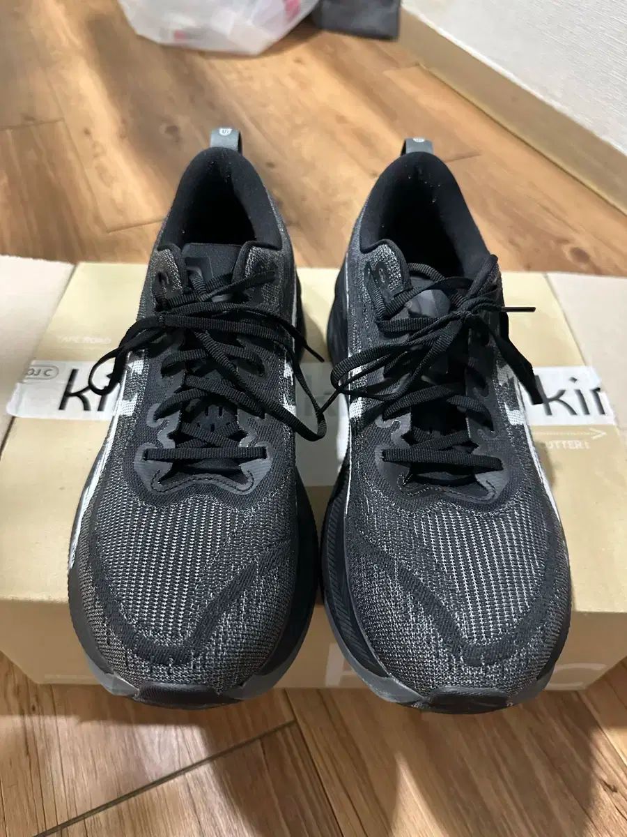 値下げ アシックス　スーパーブラスト 28cm　箱付き 楽天市場】アシックス（ASICS）（メンズ、レディース