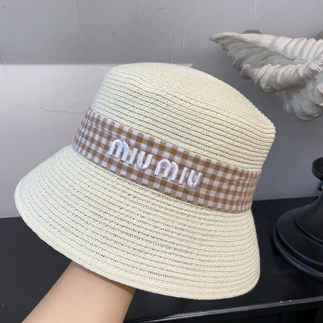 ★miumiu★ ロゴ ステッチ ストローハット 送料間税込み 箱入り新品【即納】MIUMIUミュウミュウ 麦わら帽子 ストロー